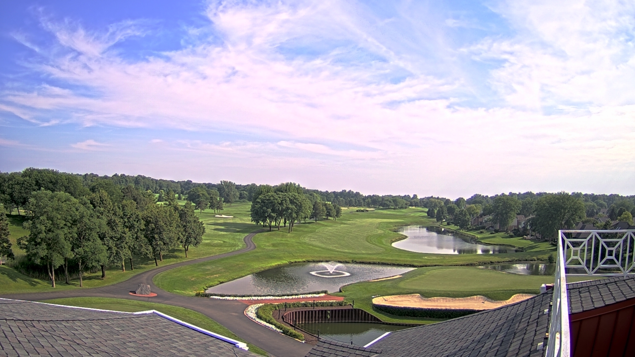 Thumbnail for current weather camera view from The Royal Fox Country Club in St. Charles, Illinois
