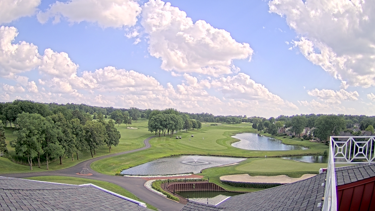 Thumbnail for current weather camera view from The Royal Fox Country Club in St. Charles, Illinois