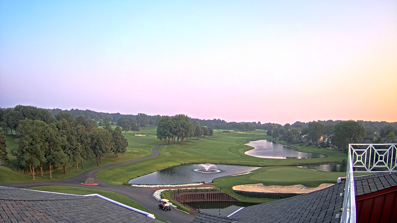Thumbnail for current weather camera view from The Royal Fox Country Club in St. Charles, Illinois