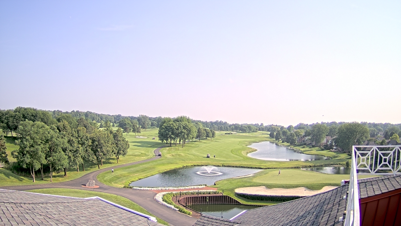 Thumbnail for current weather camera view from The Royal Fox Country Club in St. Charles, Illinois