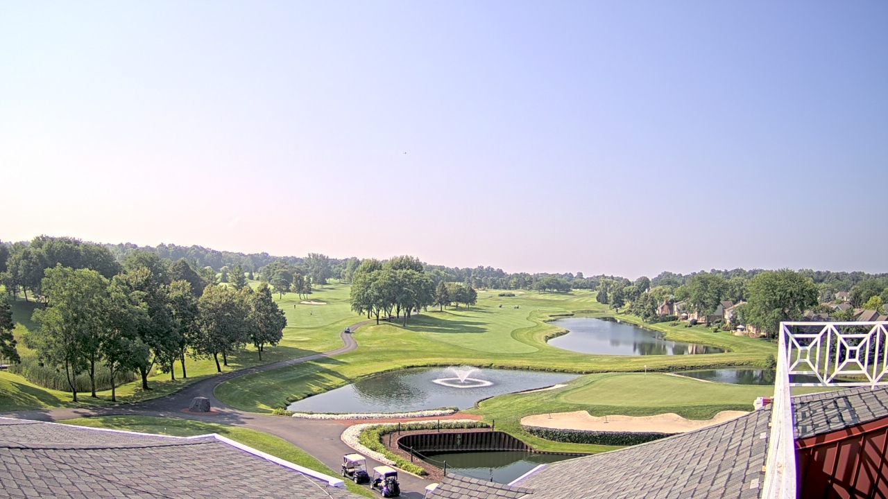 Thumbnail for current weather camera view from The Royal Fox Country Club in St. Charles, Illinois