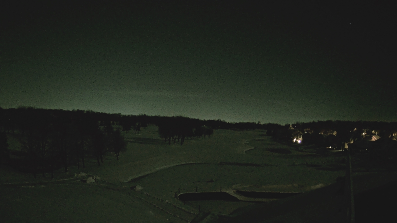 Thumbnail for current weather camera view from The Royal Fox Country Club in St. Charles, Illinois