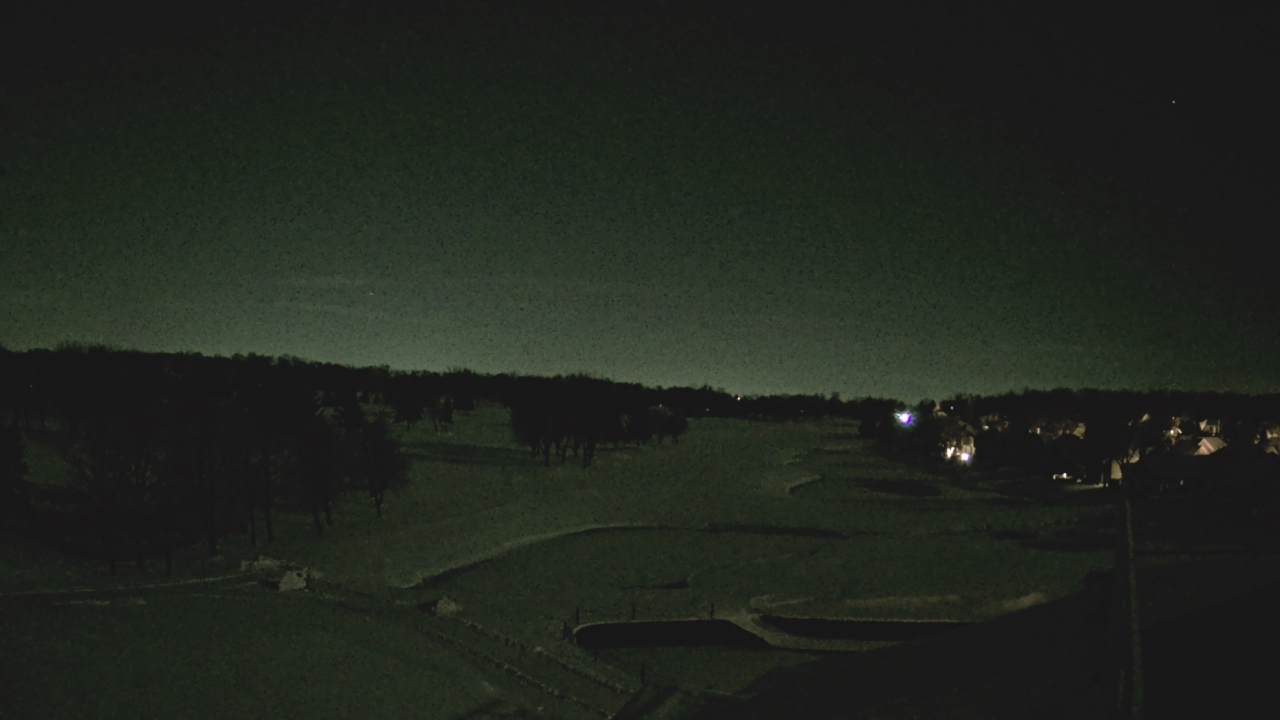 Thumbnail for current weather camera view from The Royal Fox Country Club in St. Charles, Illinois