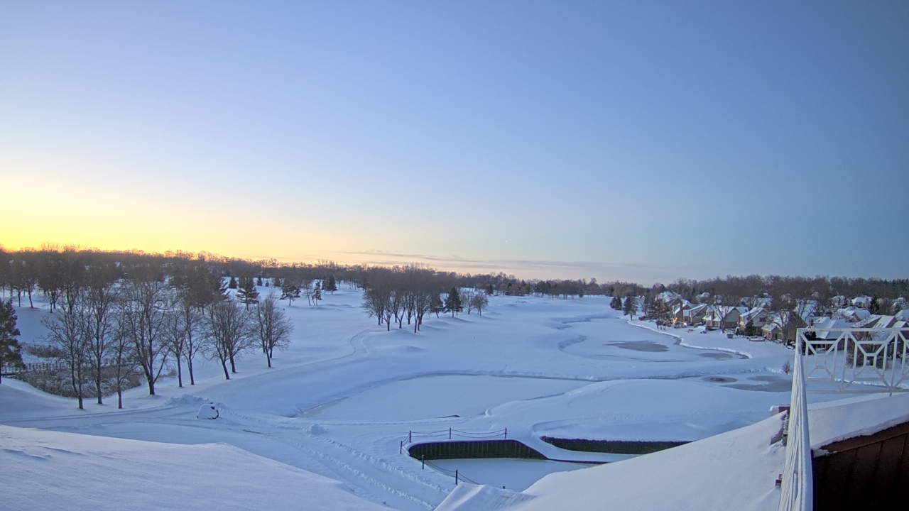 Thumbnail for current weather camera view from The Royal Fox Country Club in St. Charles, Illinois