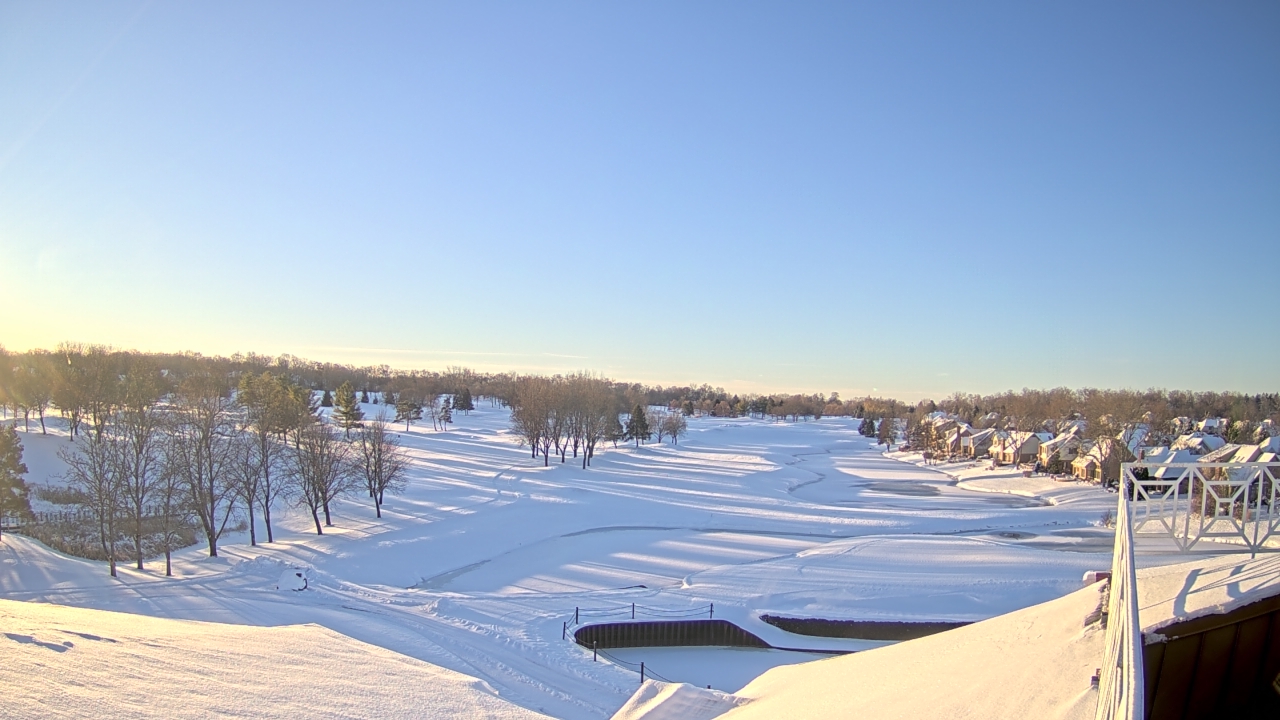 Thumbnail for current weather camera view from The Royal Fox Country Club in St. Charles, Illinois