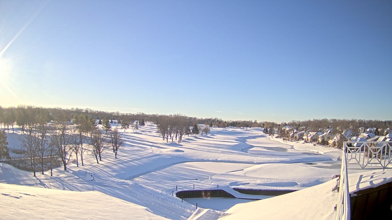 Thumbnail for current weather camera view from The Royal Fox Country Club in St. Charles, Illinois
