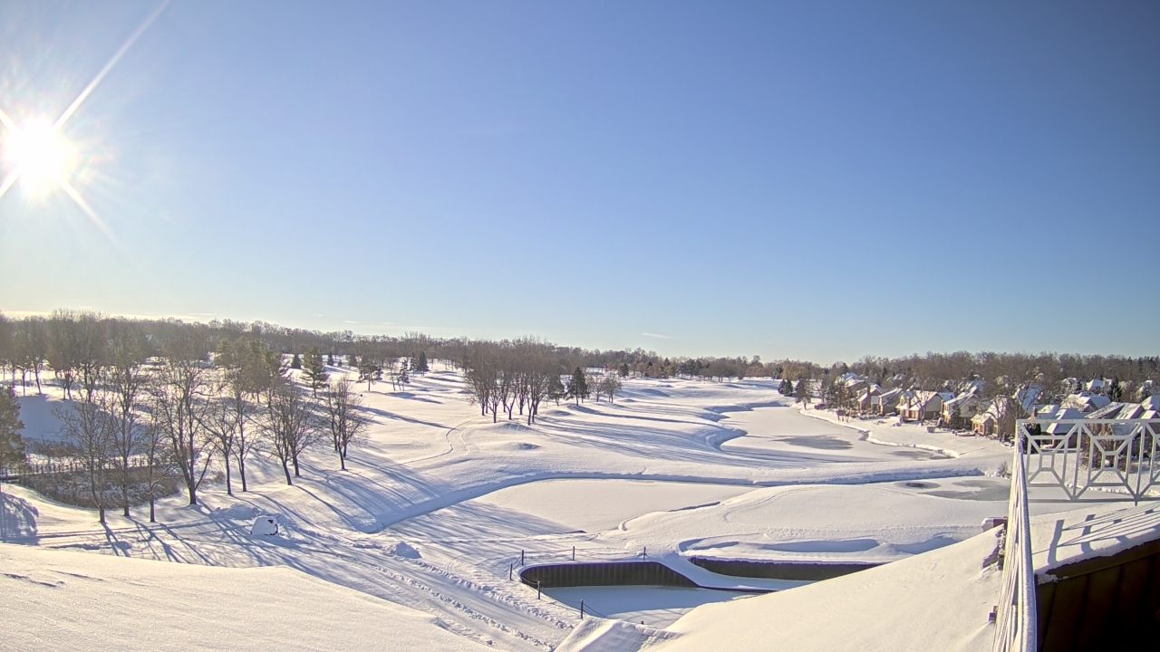 Thumbnail for current weather camera view from The Royal Fox Country Club in St. Charles, Illinois