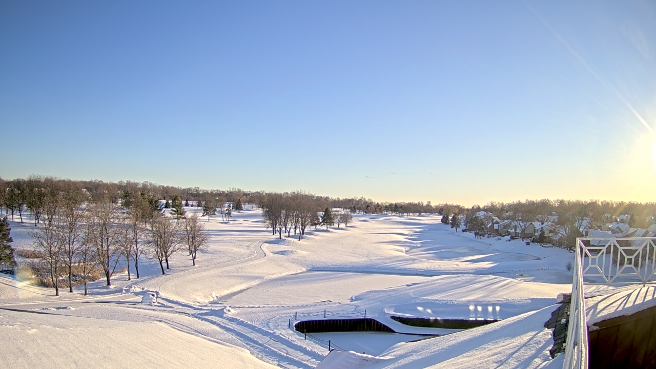 Thumbnail for current weather camera view from The Royal Fox Country Club in St. Charles, Illinois