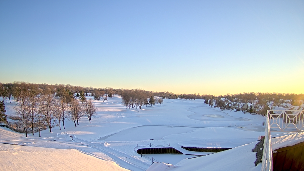 Thumbnail for current weather camera view from The Royal Fox Country Club in St. Charles, Illinois
