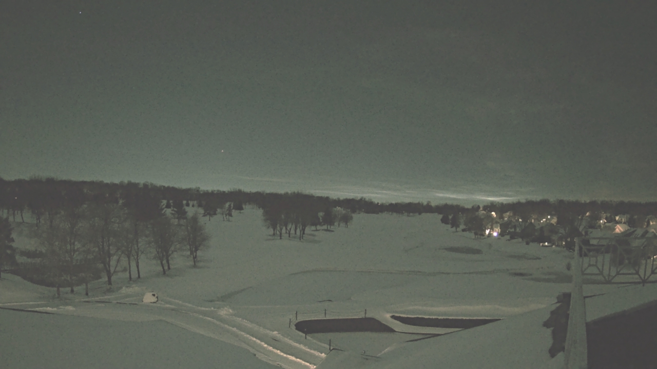 Thumbnail for current weather camera view from The Royal Fox Country Club in St. Charles, Illinois