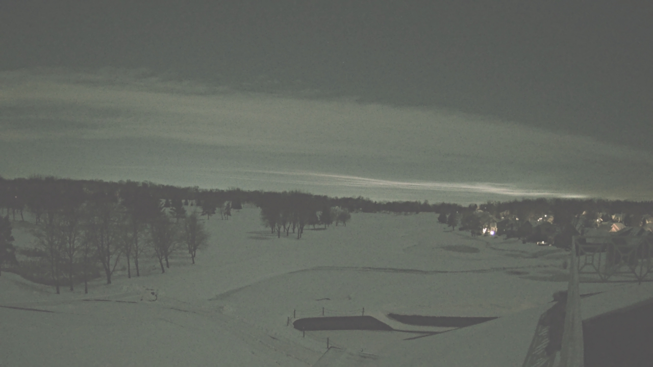 Thumbnail for current weather camera view from The Royal Fox Country Club in St. Charles, Illinois