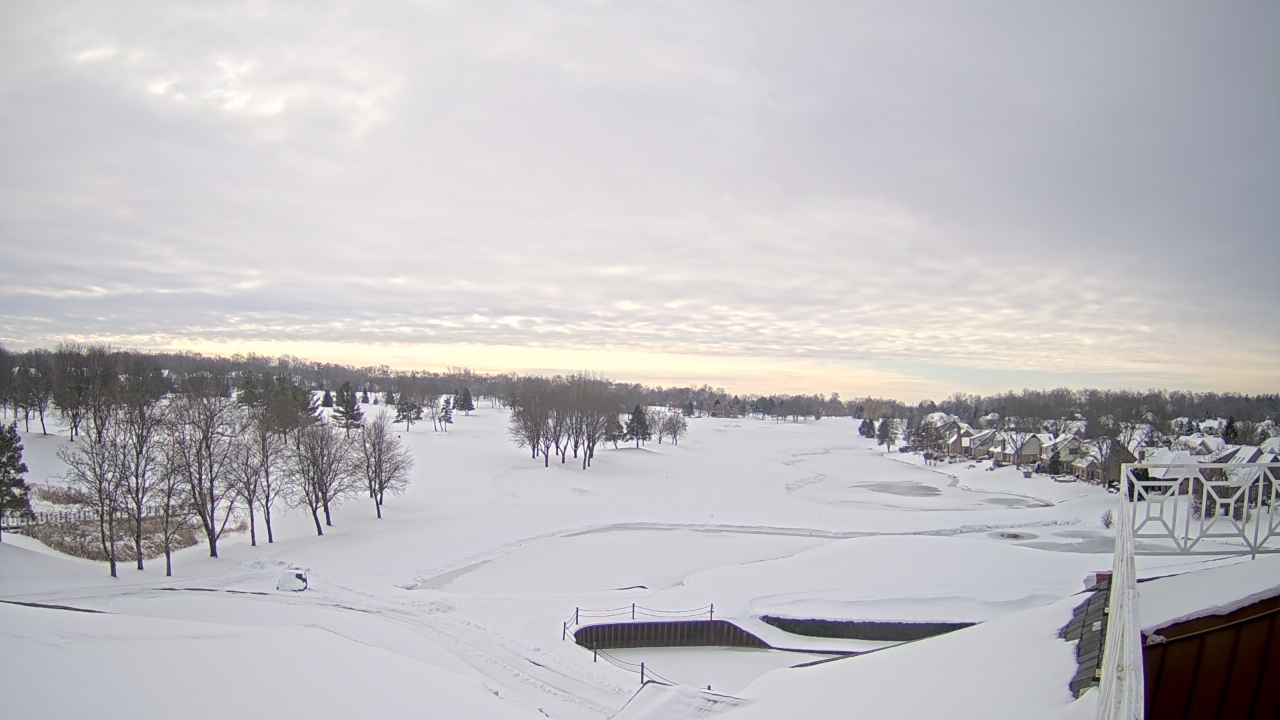 Thumbnail for current weather camera view from The Royal Fox Country Club in St. Charles, Illinois