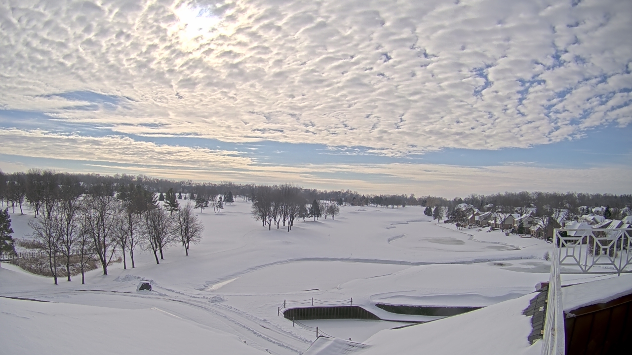 Thumbnail for current weather camera view from The Royal Fox Country Club in St. Charles, Illinois