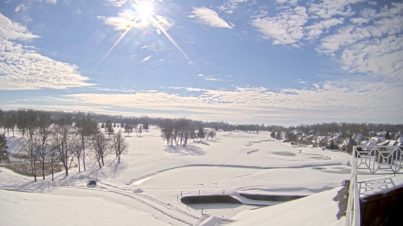 Thumbnail for current weather camera view from The Royal Fox Country Club in St. Charles, Illinois