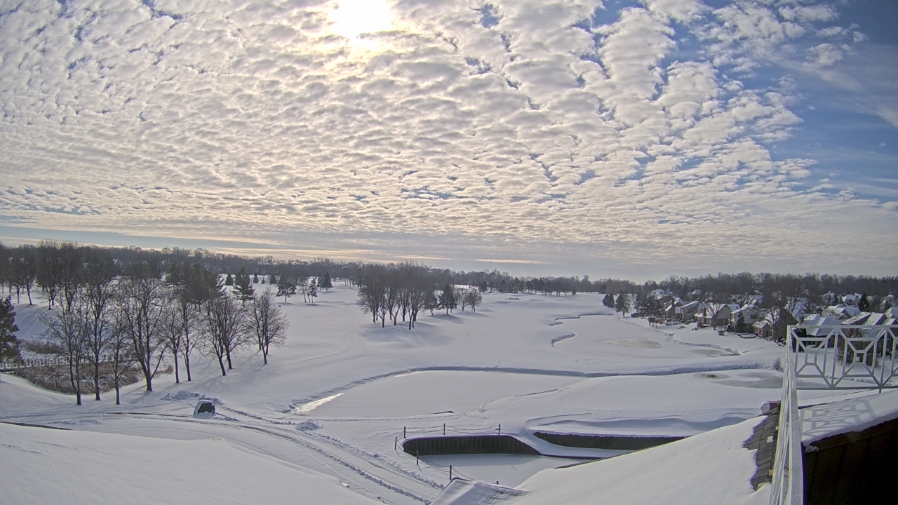 Thumbnail for current weather camera view from The Royal Fox Country Club in St. Charles, Illinois