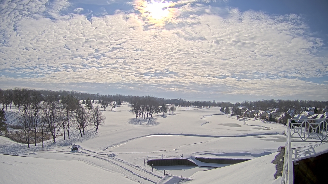 Thumbnail for current weather camera view from The Royal Fox Country Club in St. Charles, Illinois
