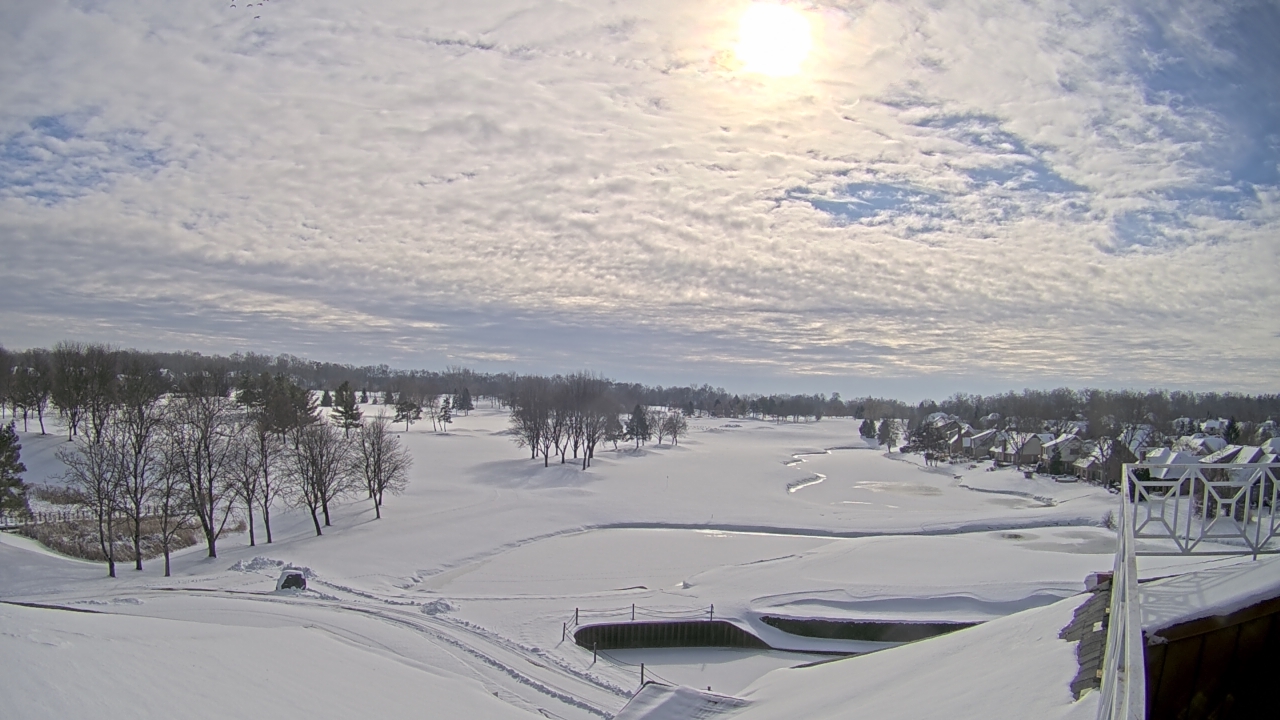 Thumbnail for current weather camera view from The Royal Fox Country Club in St. Charles, Illinois