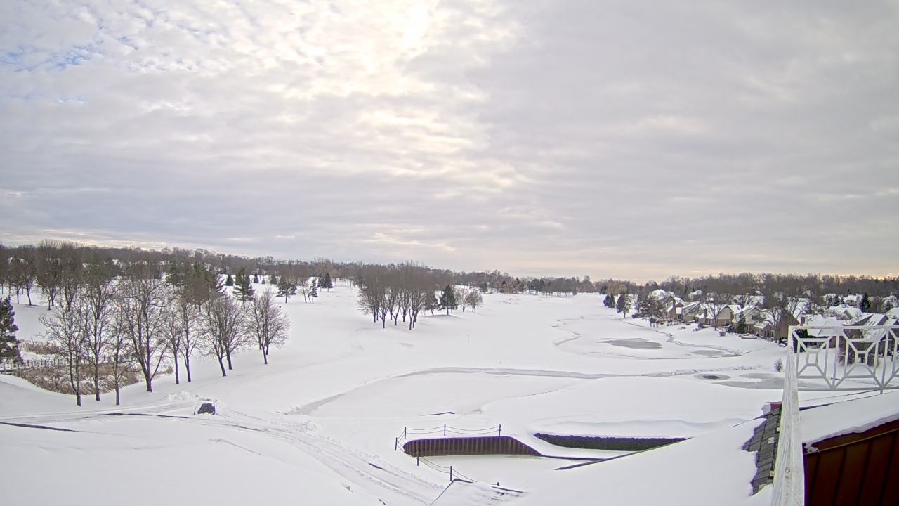 Thumbnail for current weather camera view from The Royal Fox Country Club in St. Charles, Illinois
