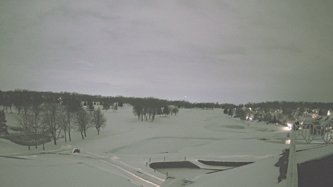 Thumbnail for current weather camera view from The Royal Fox Country Club in St. Charles, Illinois