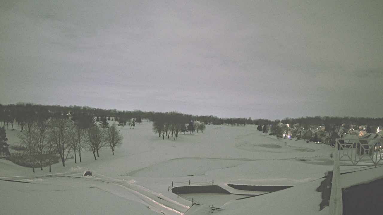 Thumbnail for current weather camera view from The Royal Fox Country Club in St. Charles, Illinois