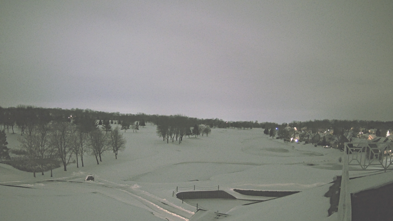 Thumbnail for current weather camera view from The Royal Fox Country Club in St. Charles, Illinois