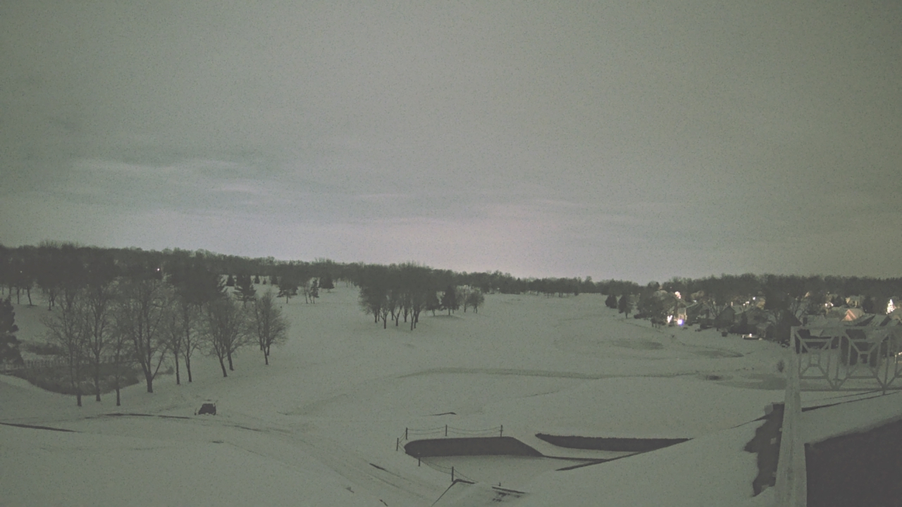 Thumbnail for current weather camera view from The Royal Fox Country Club in St. Charles, Illinois