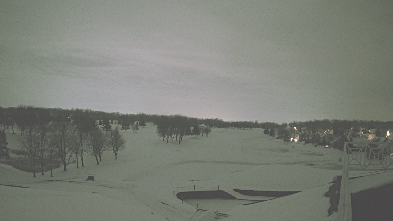 Thumbnail for current weather camera view from The Royal Fox Country Club in St. Charles, Illinois