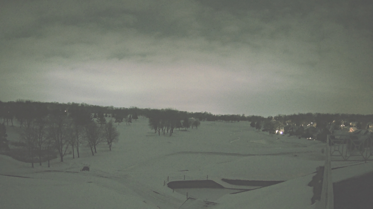 Thumbnail for current weather camera view from The Royal Fox Country Club in St. Charles, Illinois