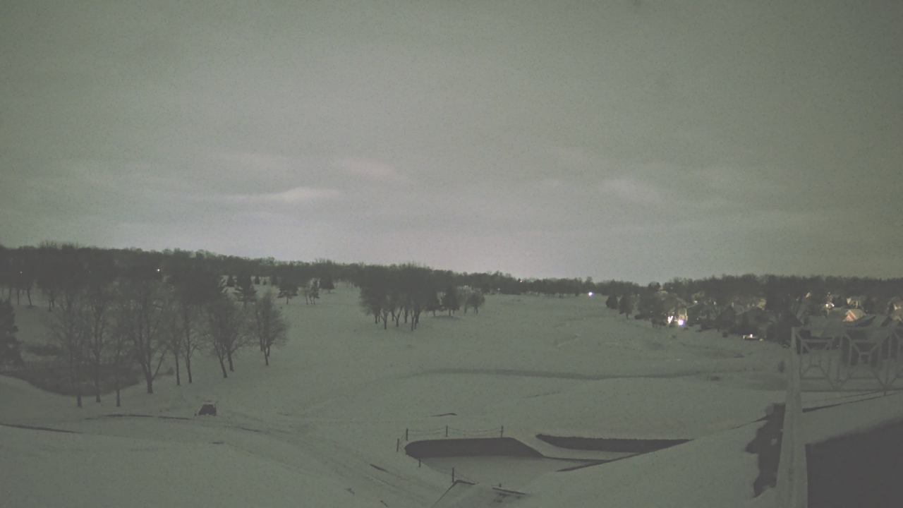 Thumbnail for current weather camera view from The Royal Fox Country Club in St. Charles, Illinois