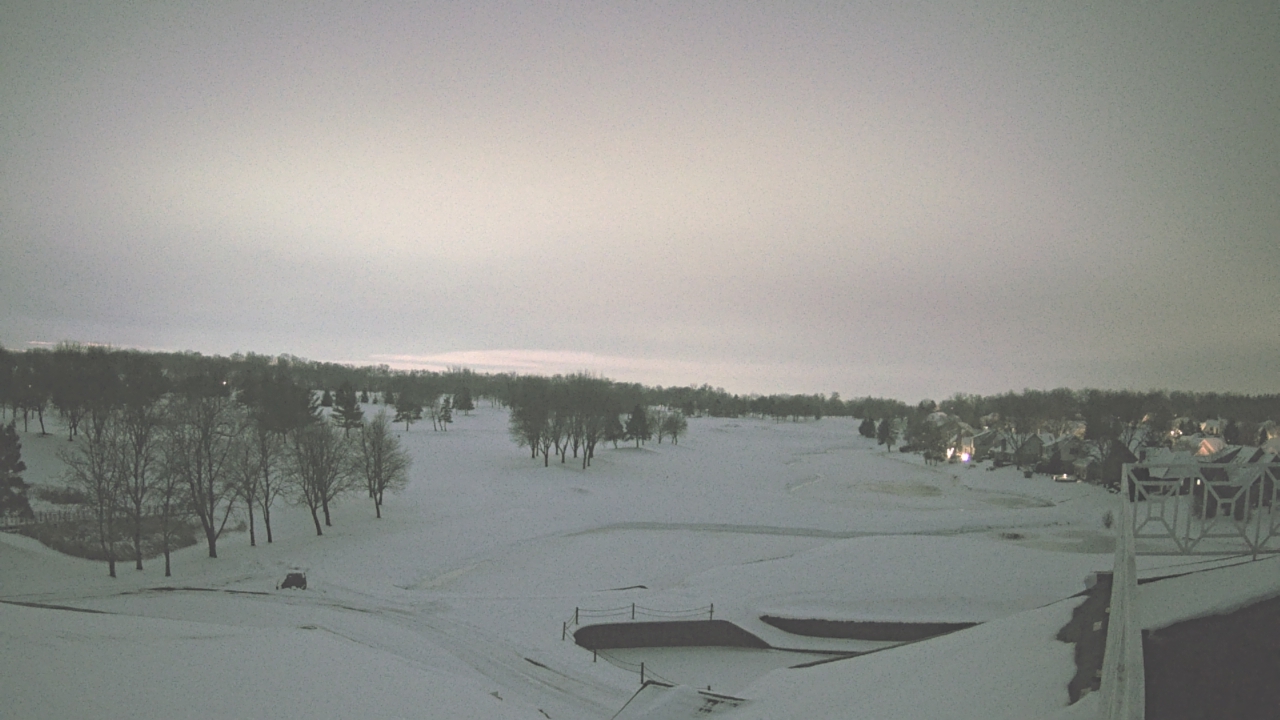 Thumbnail for current weather camera view from The Royal Fox Country Club in St. Charles, Illinois