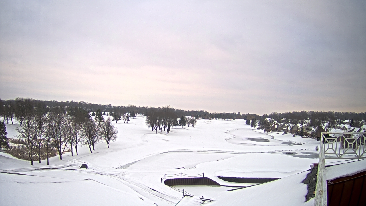 Thumbnail for current weather camera view from The Royal Fox Country Club in St. Charles, Illinois