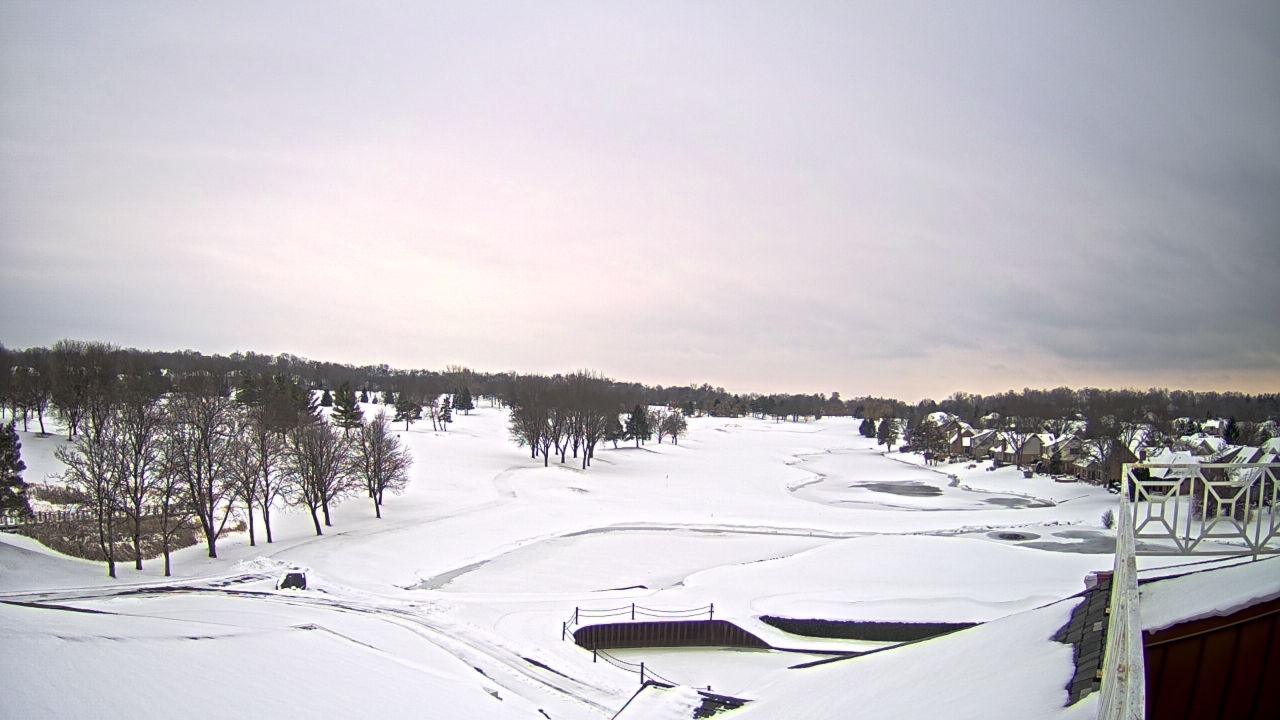 Thumbnail for current weather camera view from The Royal Fox Country Club in St. Charles, Illinois