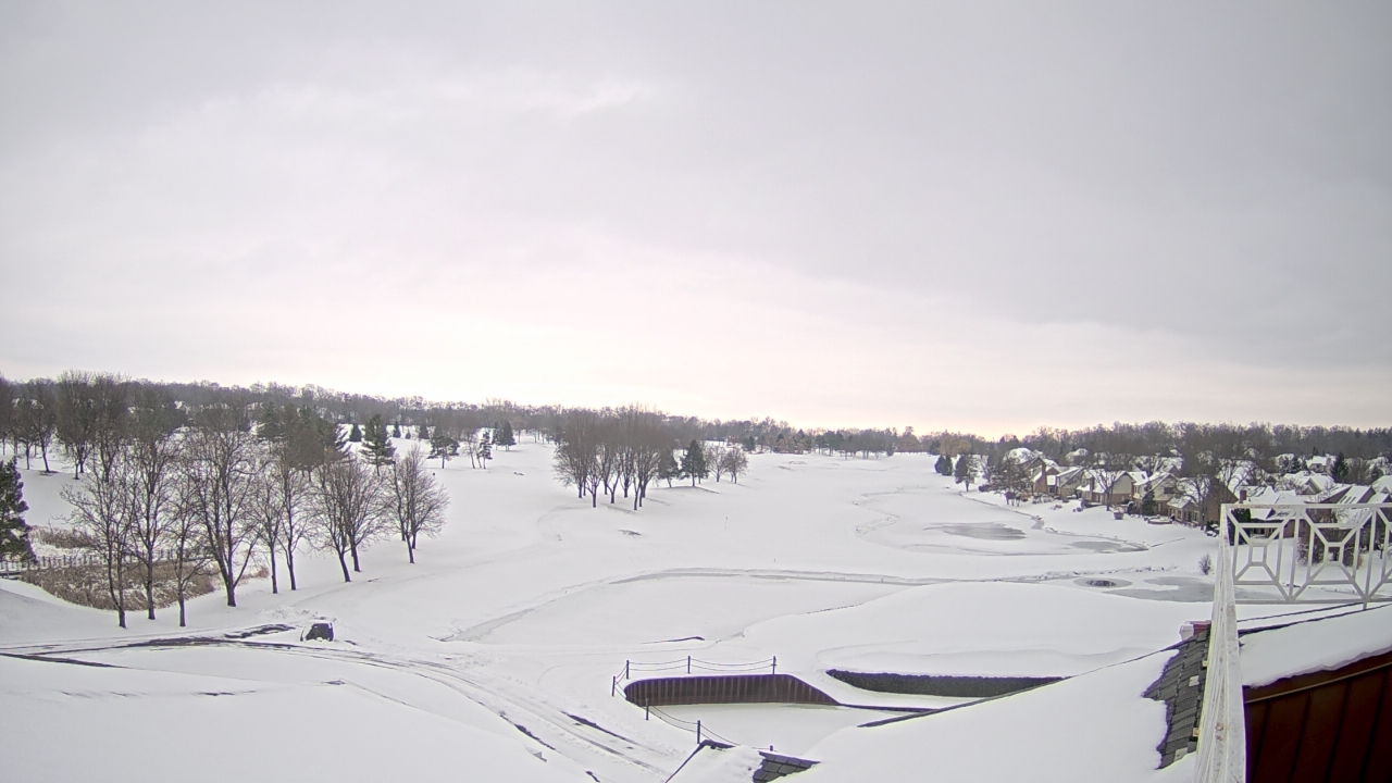 Thumbnail for current weather camera view from The Royal Fox Country Club in St. Charles, Illinois