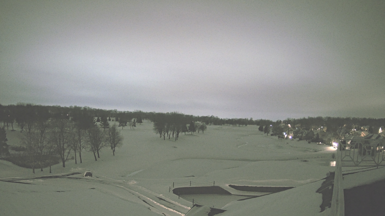 Thumbnail for current weather camera view from The Royal Fox Country Club in St. Charles, Illinois