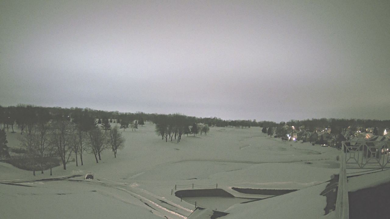 Thumbnail for current weather camera view from The Royal Fox Country Club in St. Charles, Illinois