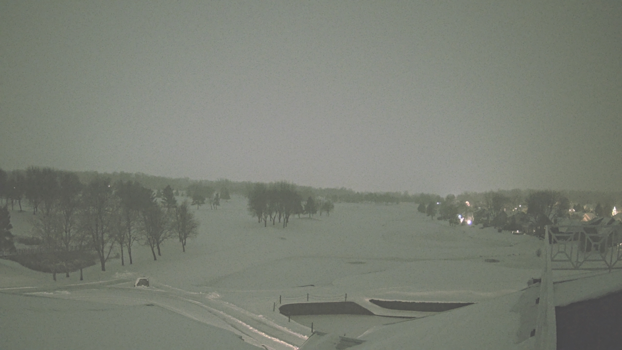 Thumbnail for current weather camera view from The Royal Fox Country Club in St. Charles, Illinois