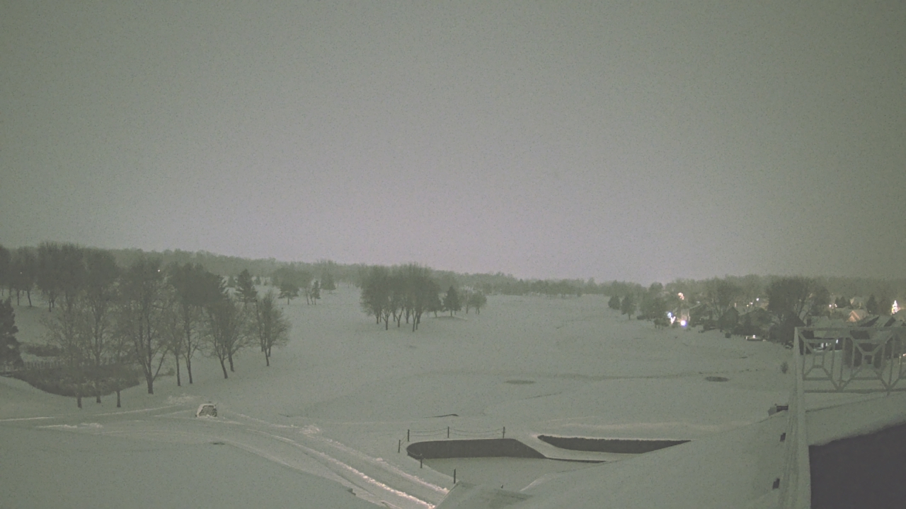 Thumbnail for current weather camera view from The Royal Fox Country Club in St. Charles, Illinois