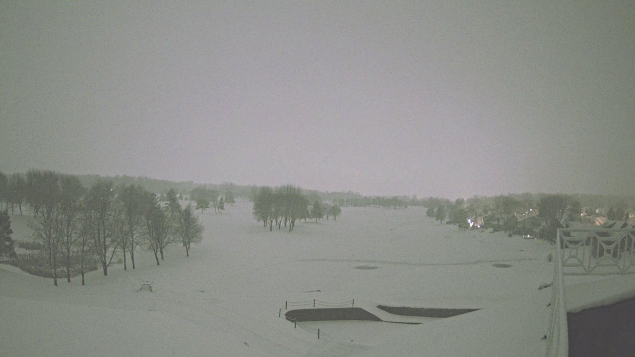 Thumbnail for current weather camera view from The Royal Fox Country Club in St. Charles, Illinois