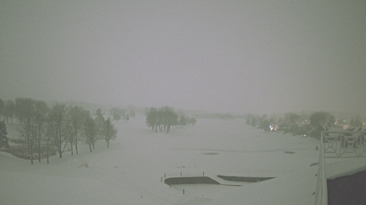 Thumbnail for current weather camera view from The Royal Fox Country Club in St. Charles, Illinois