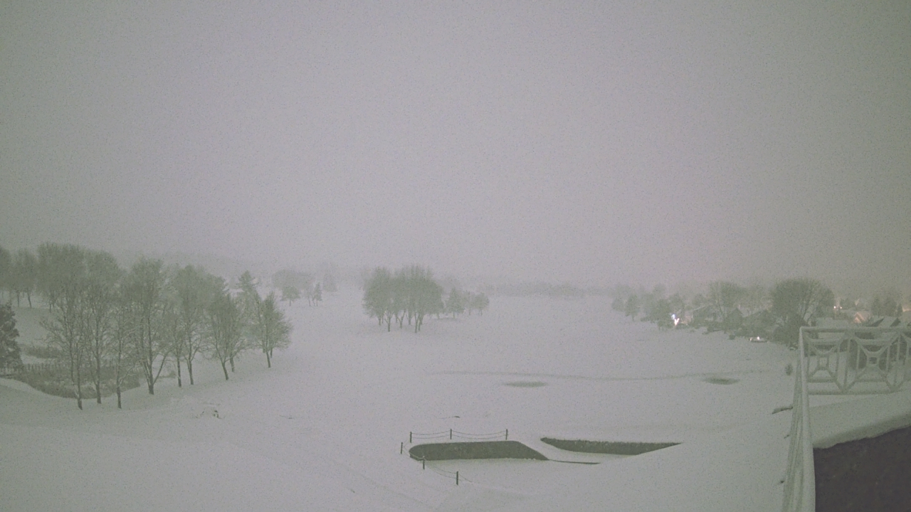 Thumbnail for current weather camera view from The Royal Fox Country Club in St. Charles, Illinois