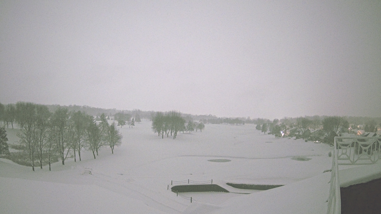 Thumbnail for current weather camera view from The Royal Fox Country Club in St. Charles, Illinois