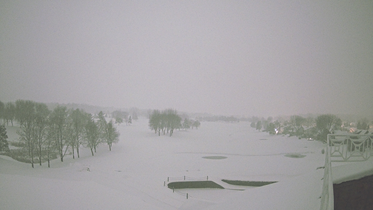 Thumbnail for current weather camera view from The Royal Fox Country Club in St. Charles, Illinois