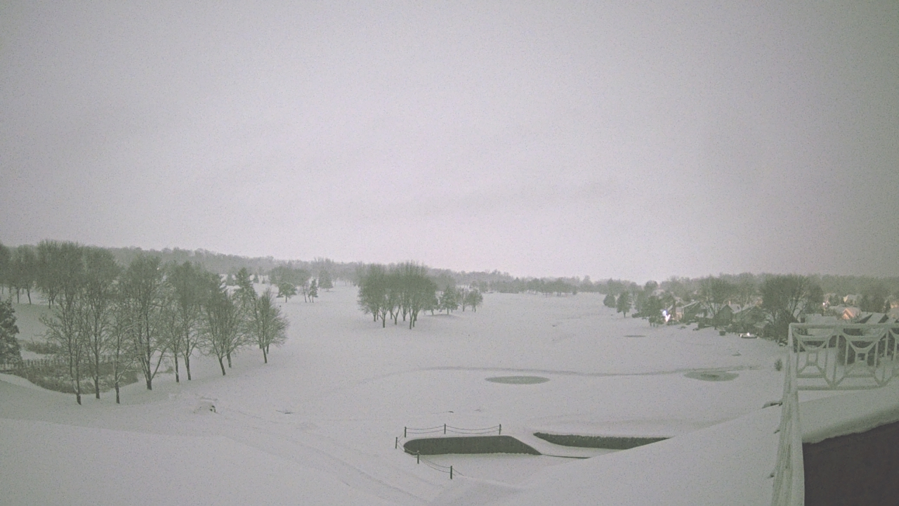 Thumbnail for current weather camera view from The Royal Fox Country Club in St. Charles, Illinois