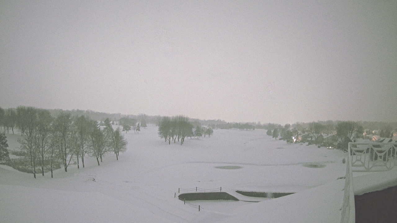 Thumbnail for current weather camera view from The Royal Fox Country Club in St. Charles, Illinois