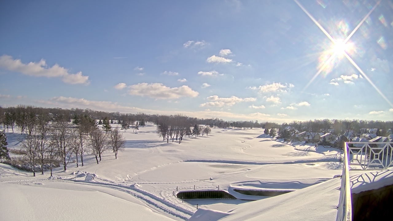 Thumbnail for current weather camera view from The Royal Fox Country Club in St. Charles, Illinois