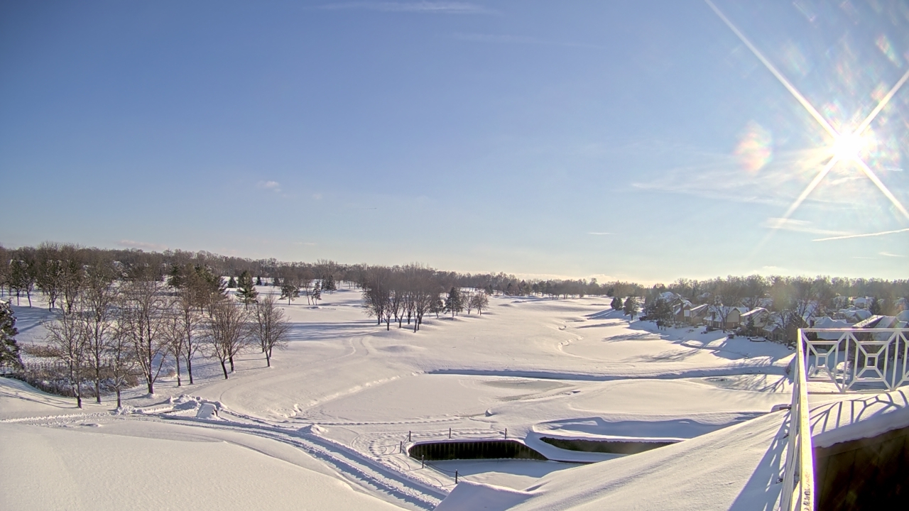 Thumbnail for current weather camera view from The Royal Fox Country Club in St. Charles, Illinois