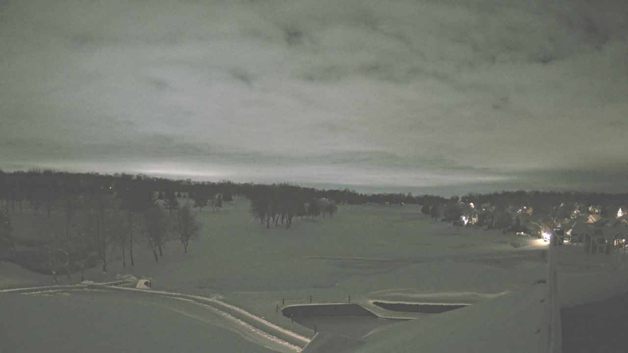Thumbnail for current weather camera view from The Royal Fox Country Club in St. Charles, Illinois