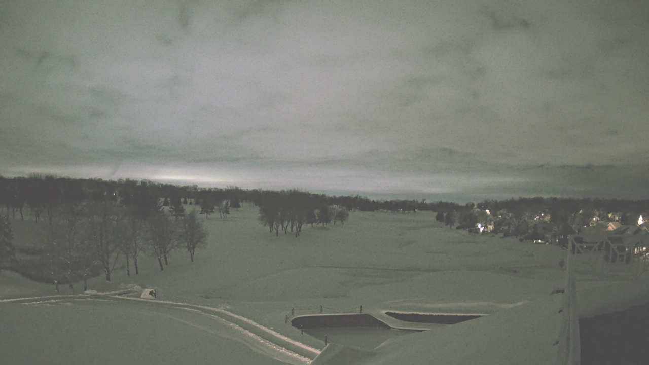 Thumbnail for current weather camera view from The Royal Fox Country Club in St. Charles, Illinois