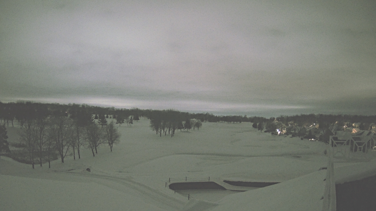 Thumbnail for current weather camera view from The Royal Fox Country Club in St. Charles, Illinois