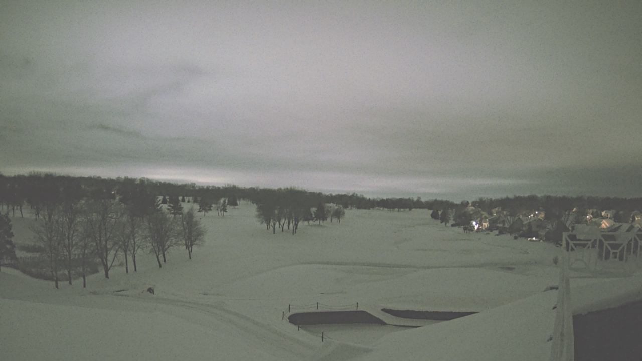 Thumbnail for current weather camera view from The Royal Fox Country Club in St. Charles, Illinois